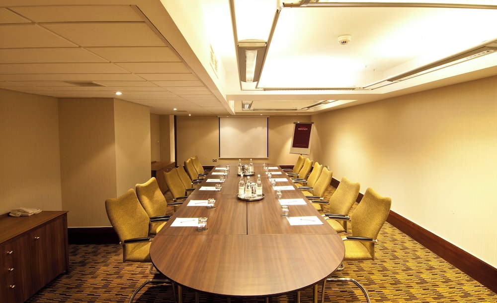 Mercure Sheffield St Paul's Hotel & Spa 70/77