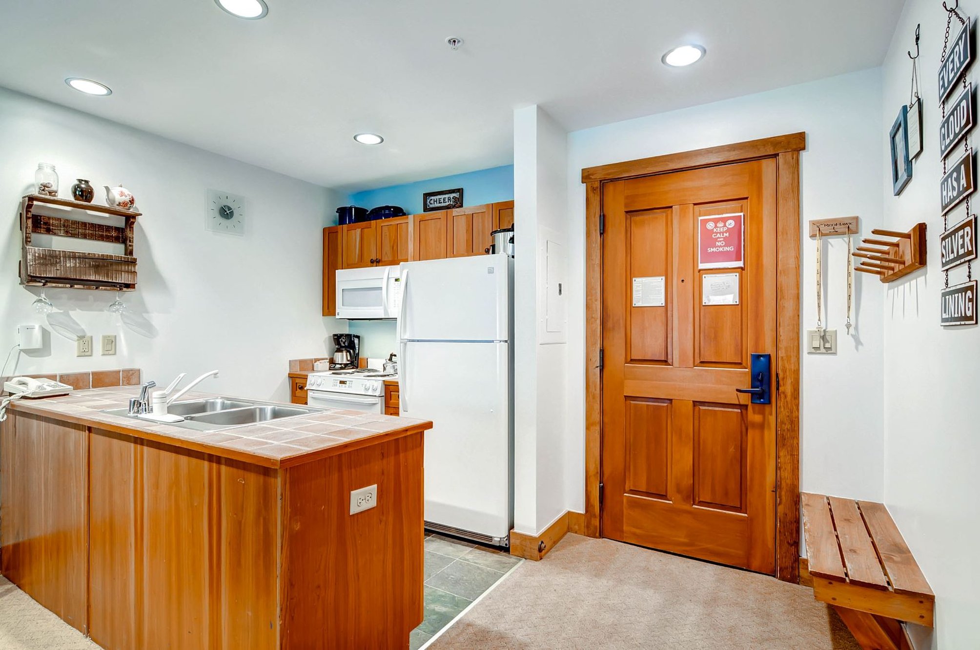RedHawk Lodge and Townhomes by Keystone Resort 8/50