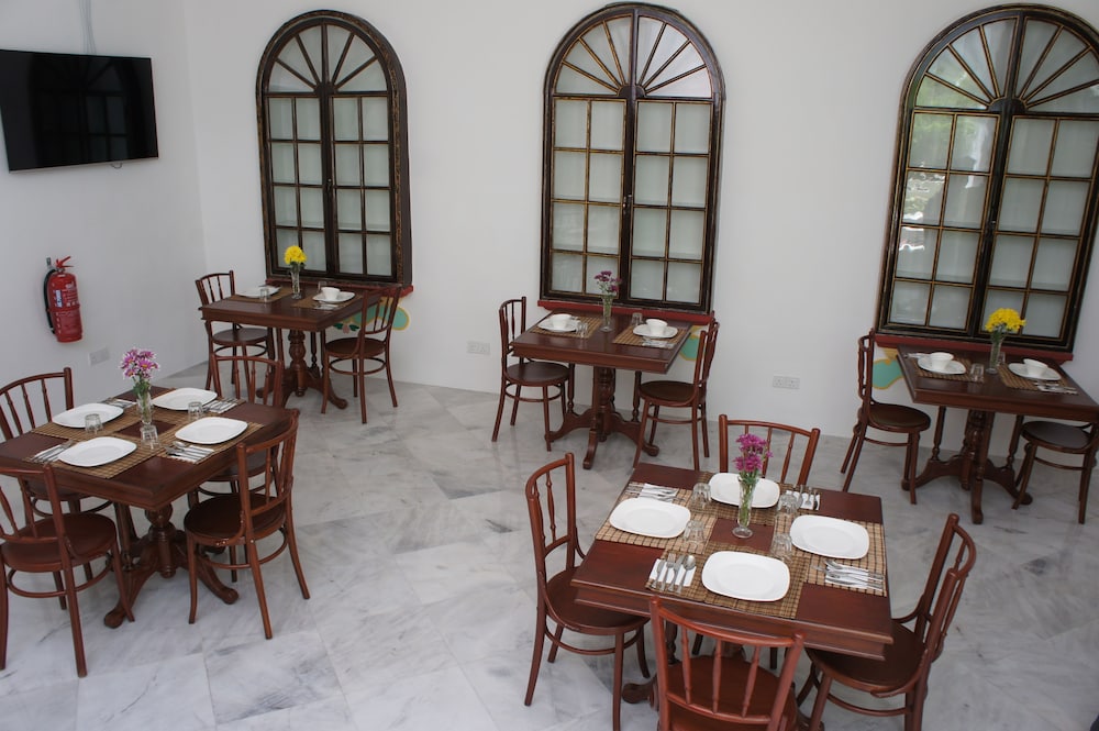 Heeren Palm Suites 52/55
