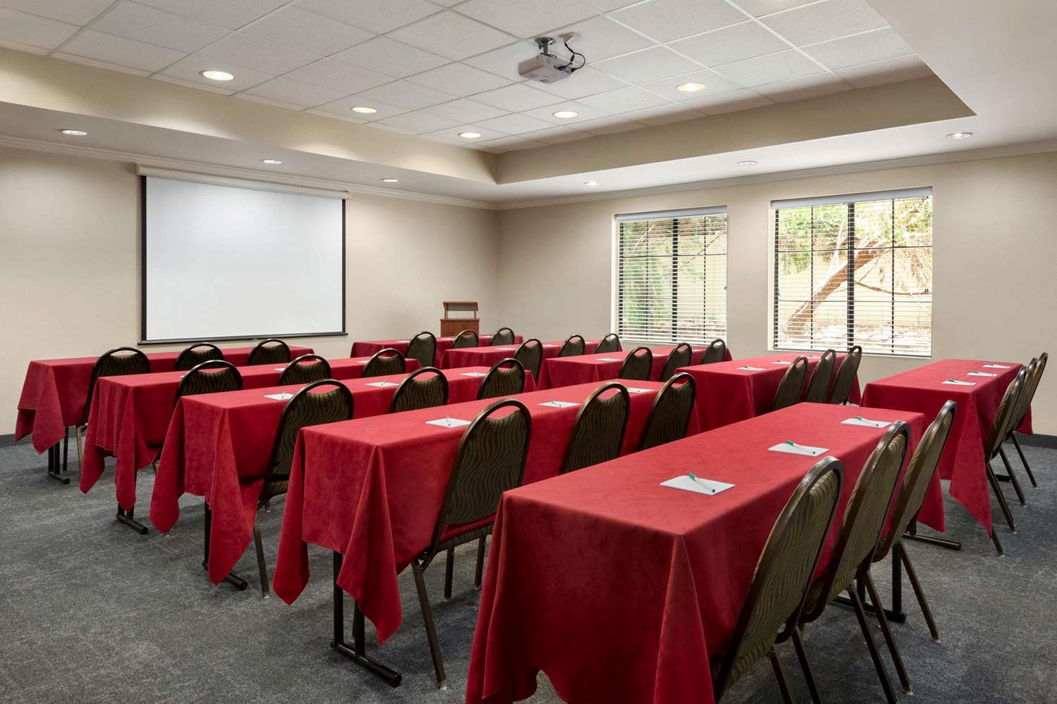 La Quinta Inn & Suites by Wyndham Dublin 48/67