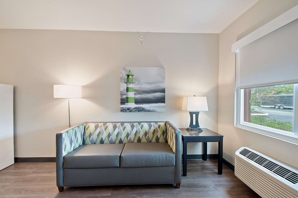 Extended Stay America Miami Airport Doral 25th St 35/56
