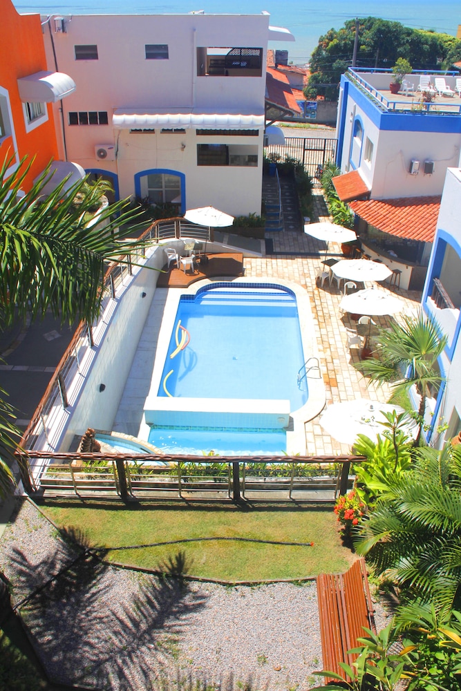 Hotel Areia de Ouro 70/74
