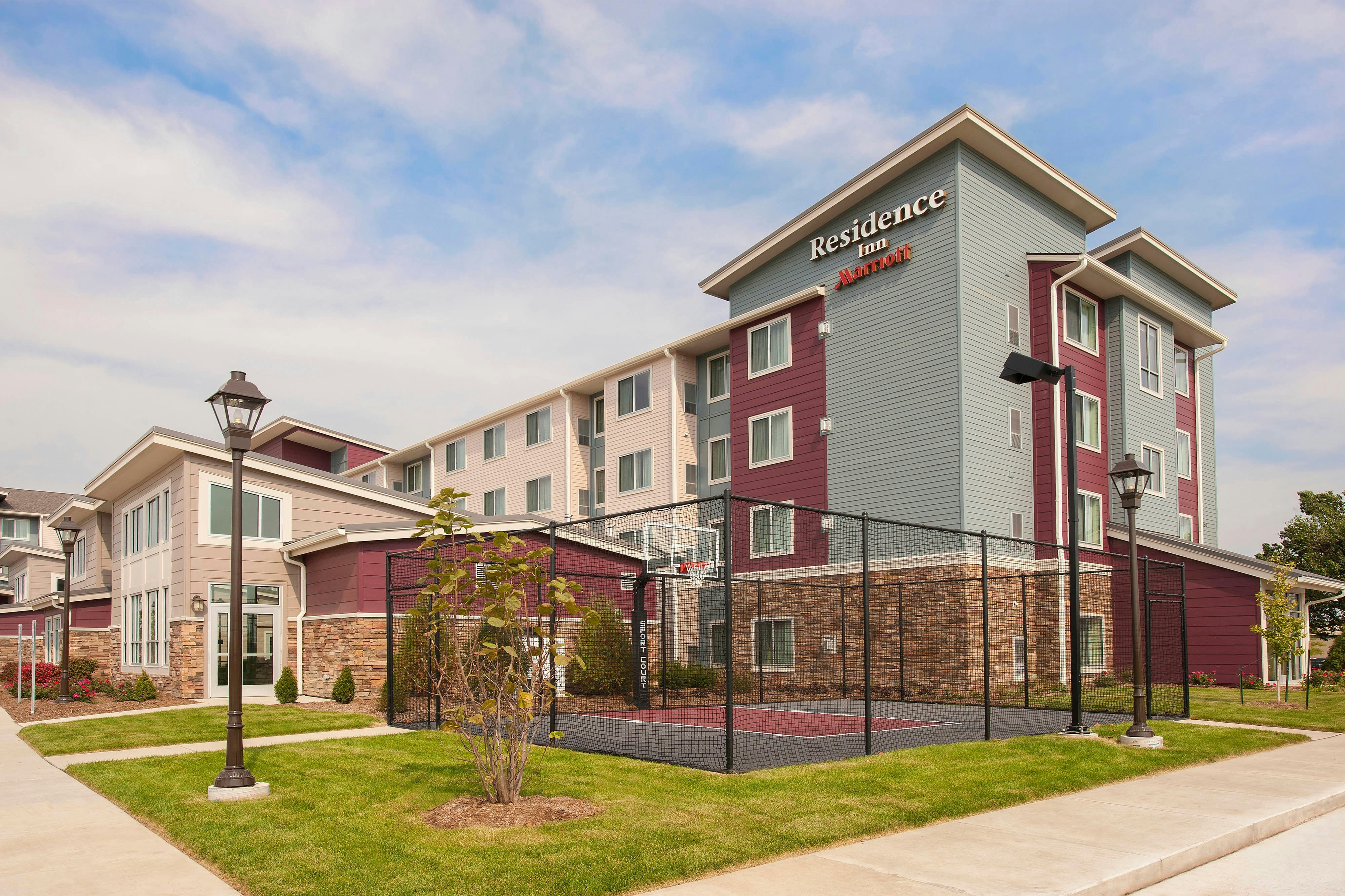 RESIDENCE INN BLOOMINGTON 2/34