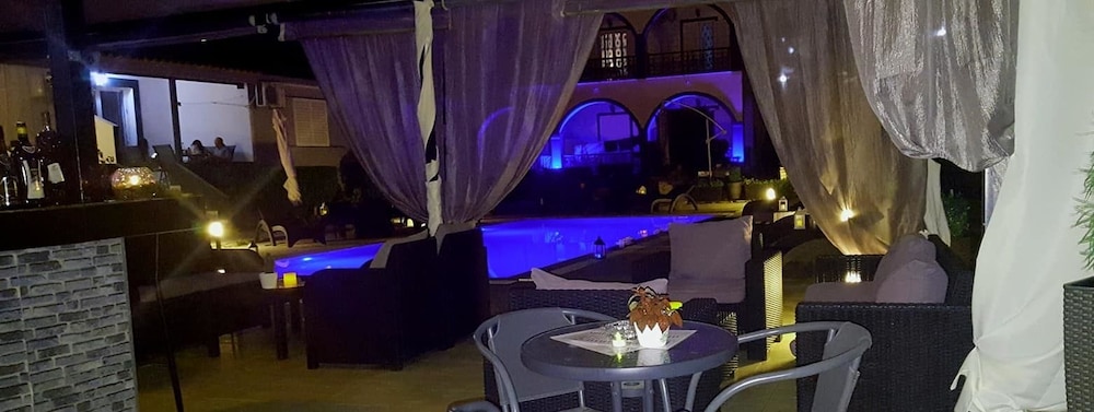 Villa Corali 5/50