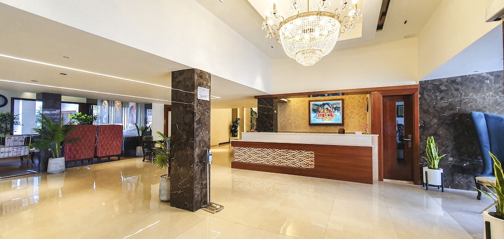 Hotel Ambica 8/40