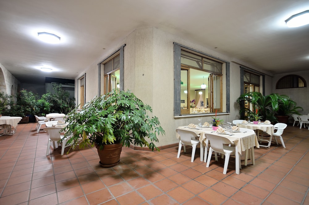 Hotel La Silvana 21/34