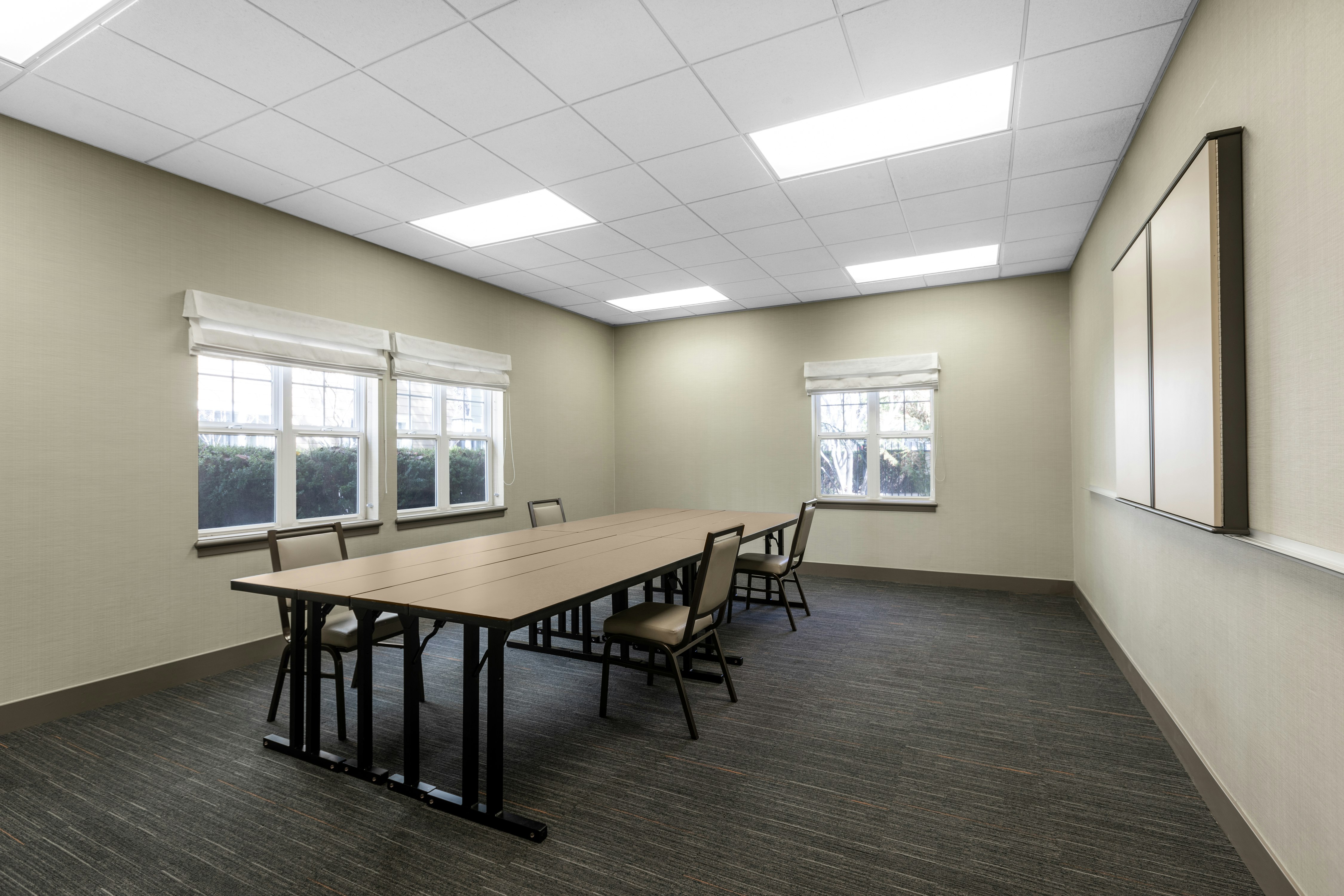 Homewood Suites By Hilton Newark-Fremont 22/25