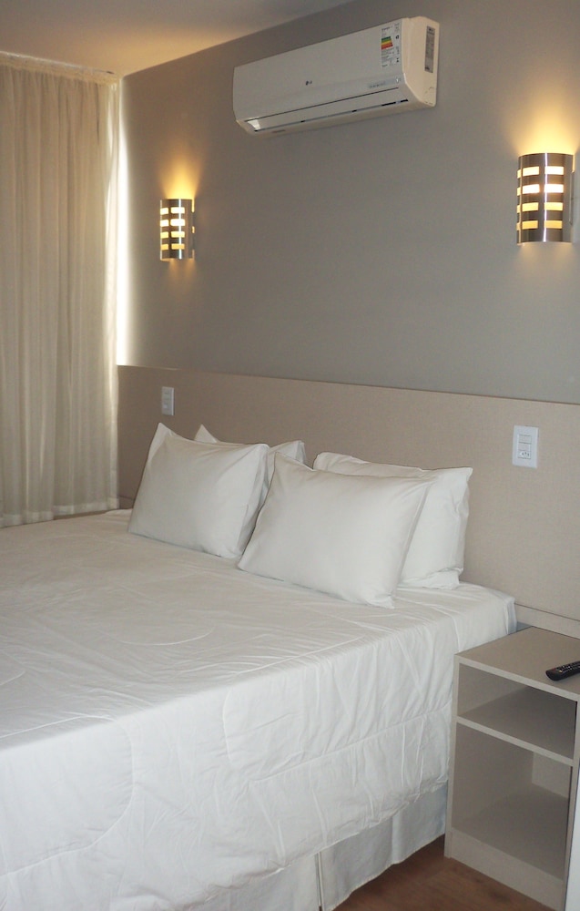 Coral Tower Trade Center Hotel 9/49