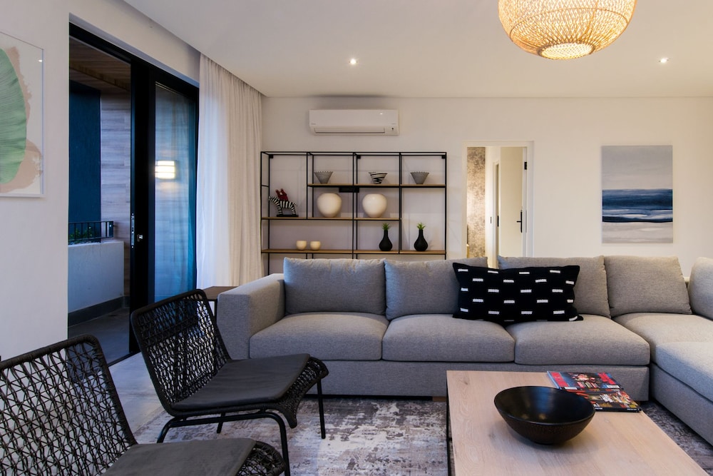 Central Beach Villas 19/28