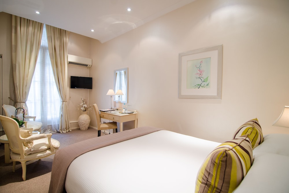 The Beaufort Knightsbridge 27/41