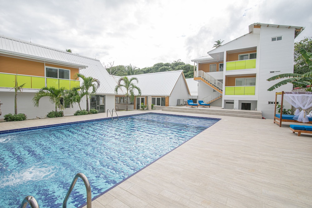 Caribbean Corals By Portofino 45/50