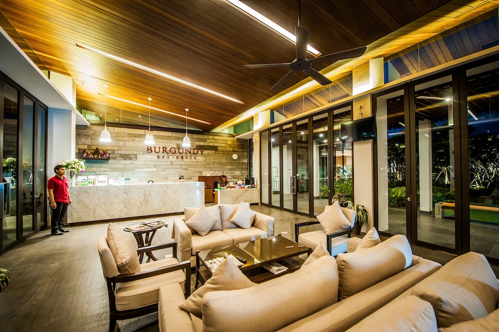 Burgundy Residence 41/43