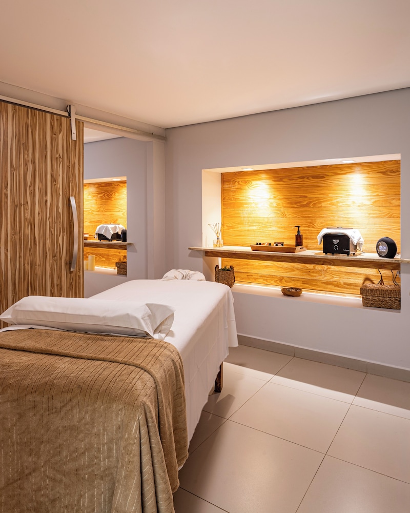 Rio Quente Cristal Resort 24/68
