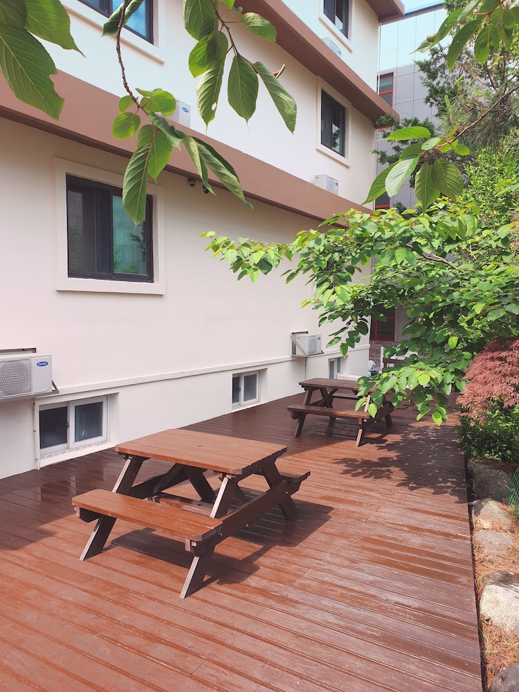 Gyeongpodae The Hotel Business 14/19
