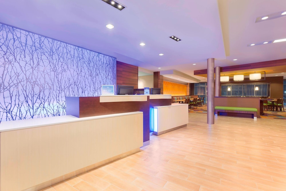 Fairfield Inn & Suites Pittsburgh Airport/Robinson Township 5/30