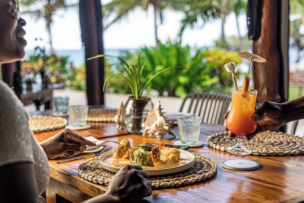 Vilanculos Beach Lodge T 34/50
