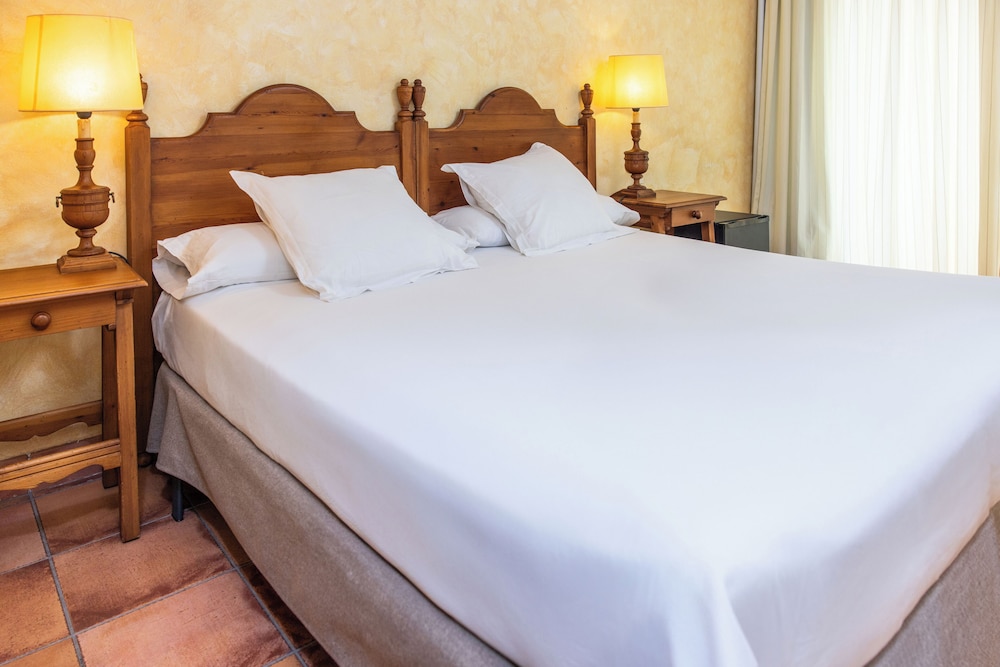 BASIC, DOUBLE BED