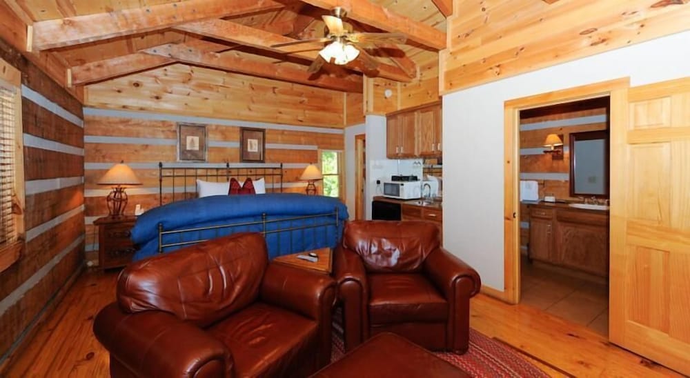 Dancing Bear Lodge 22/50