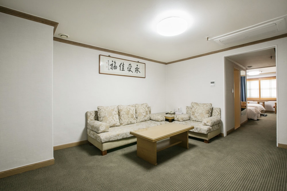 Busan Tourist Hotel 46/60