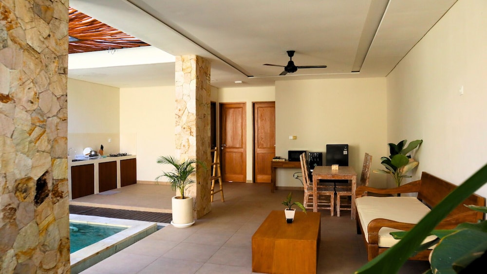 Puri Canggu Villas & Rooms 58/68