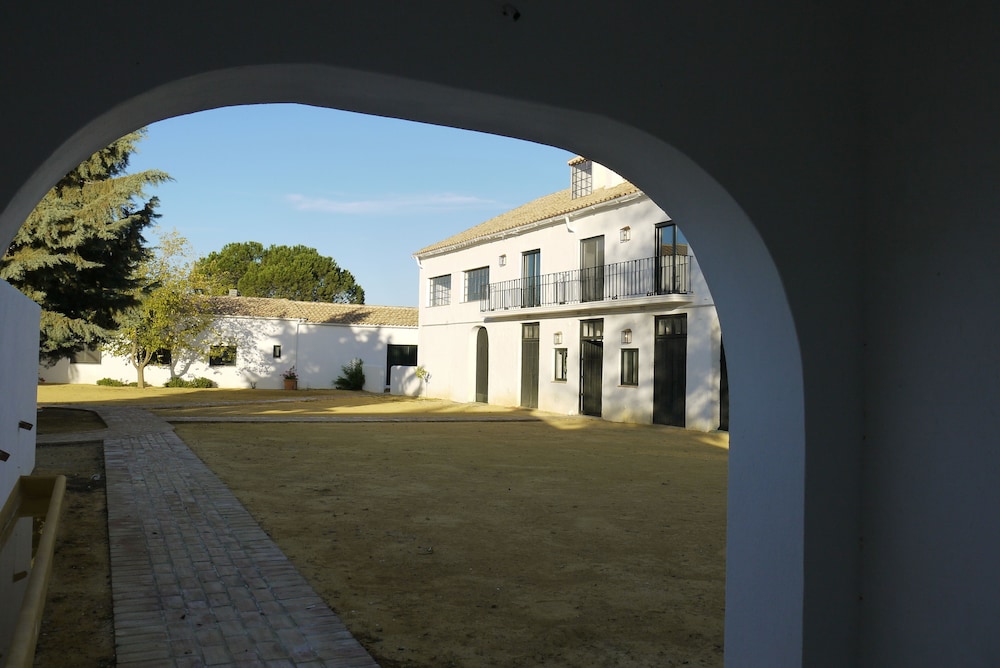 CORTIJO DE VEGA GRANDE 48/53