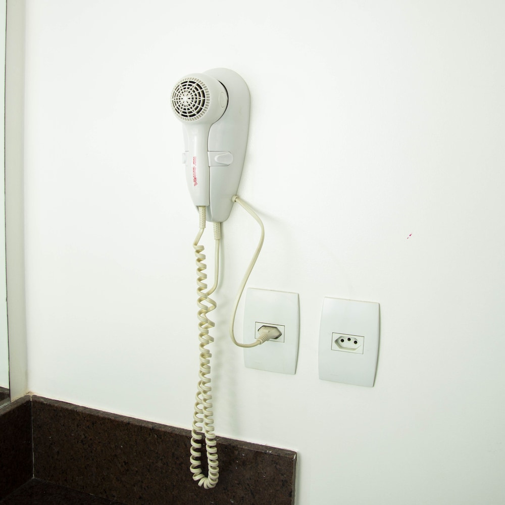 Golden Plaza Hotel 23/50