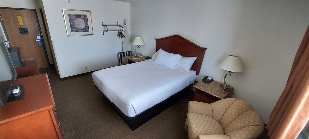 Days Inn by Wyndham Willmar 22/33