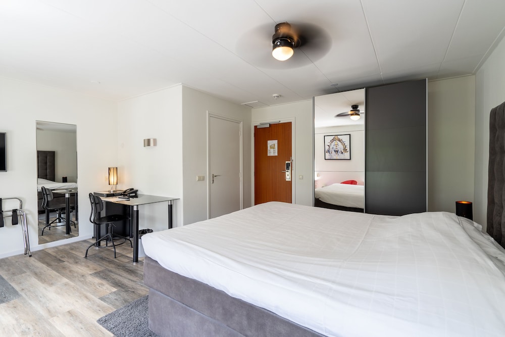Hotel de Korenbeurs 20/35