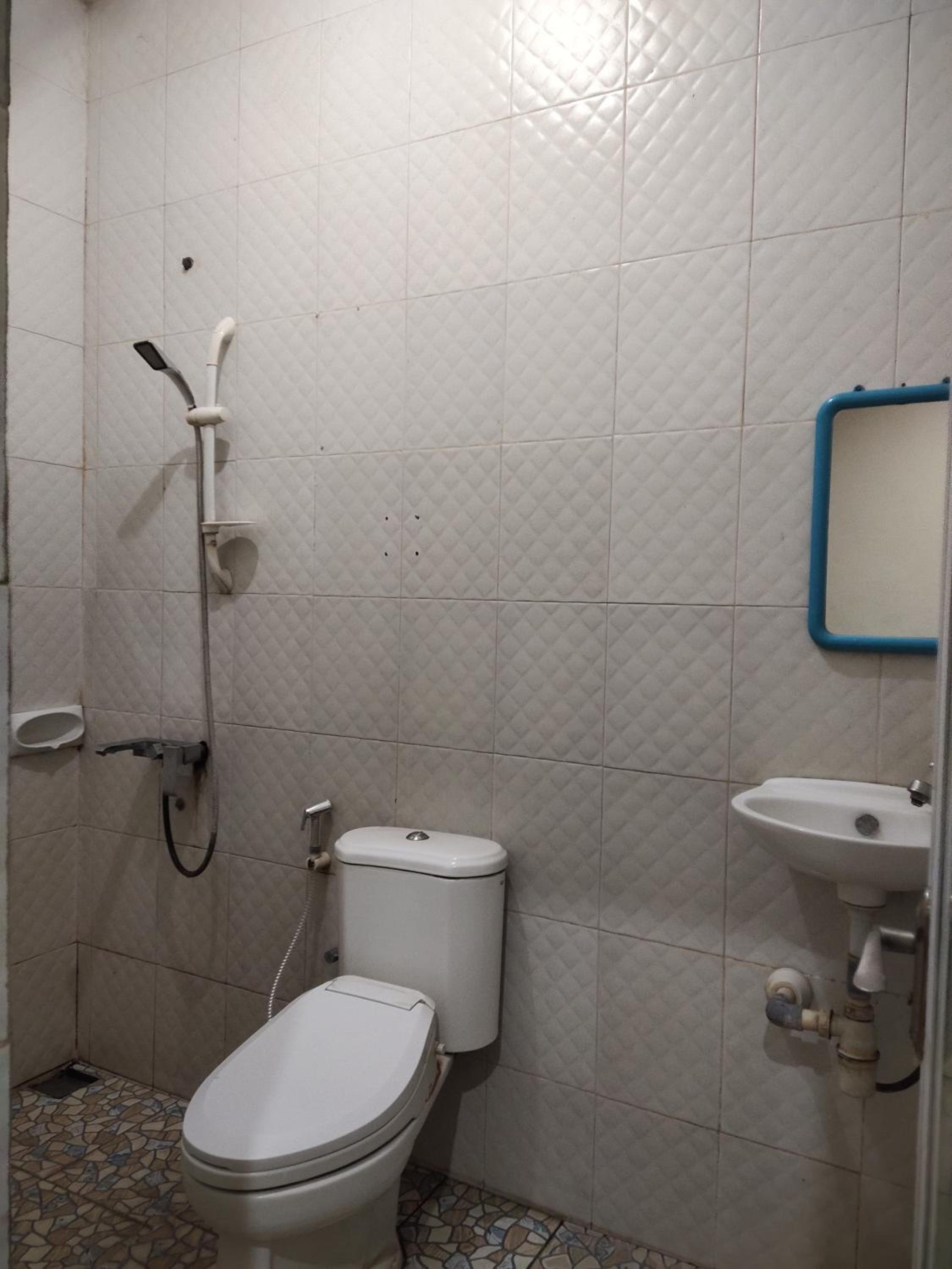 OYO 1239 Mojokerto Classic Homestay 29/41