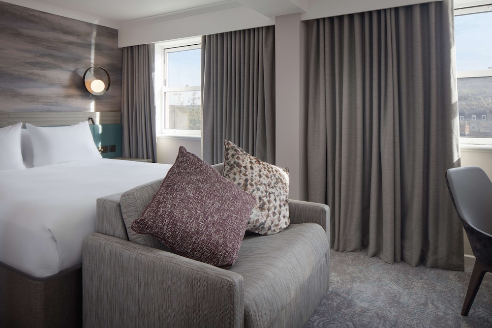 Doubletree by Hilton Bath 54/79