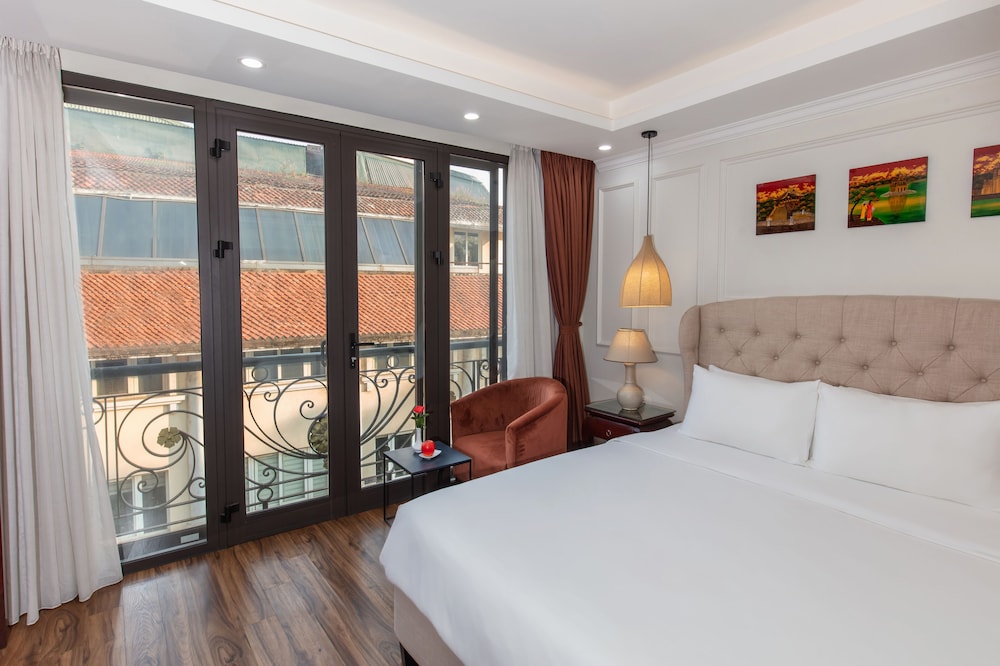 Golden Legend Palace Hotel 8/50
