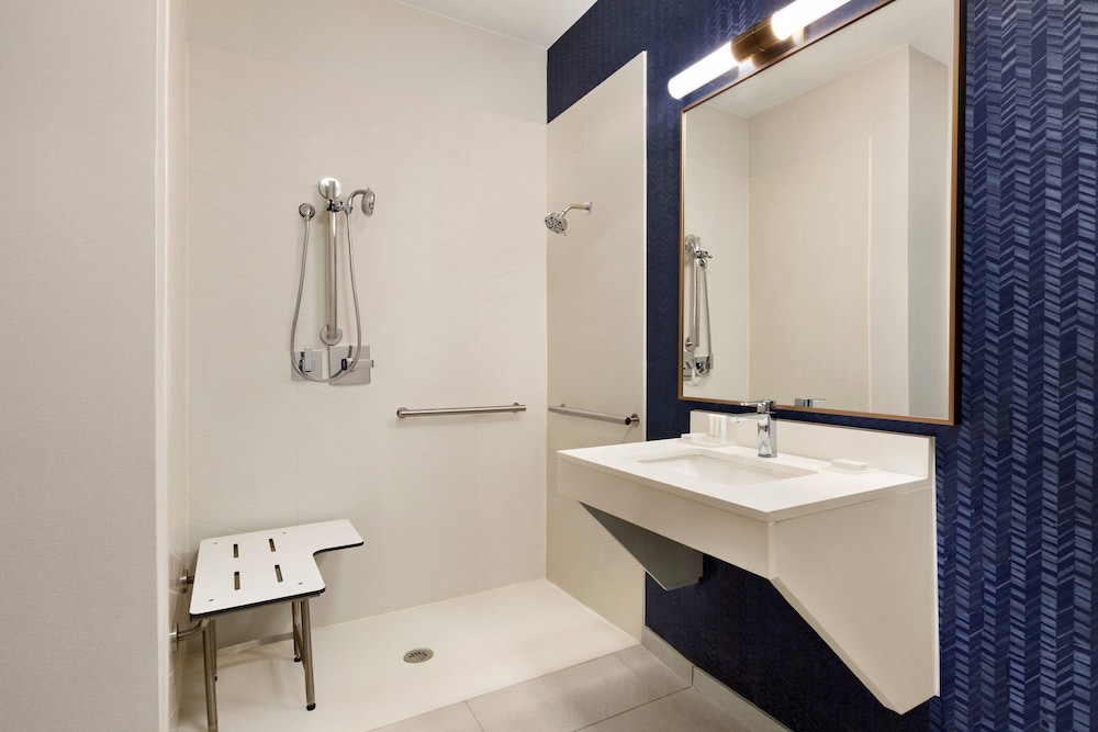 Fairfield Inn Suites Wheeling St Clairsville Oh 10/30