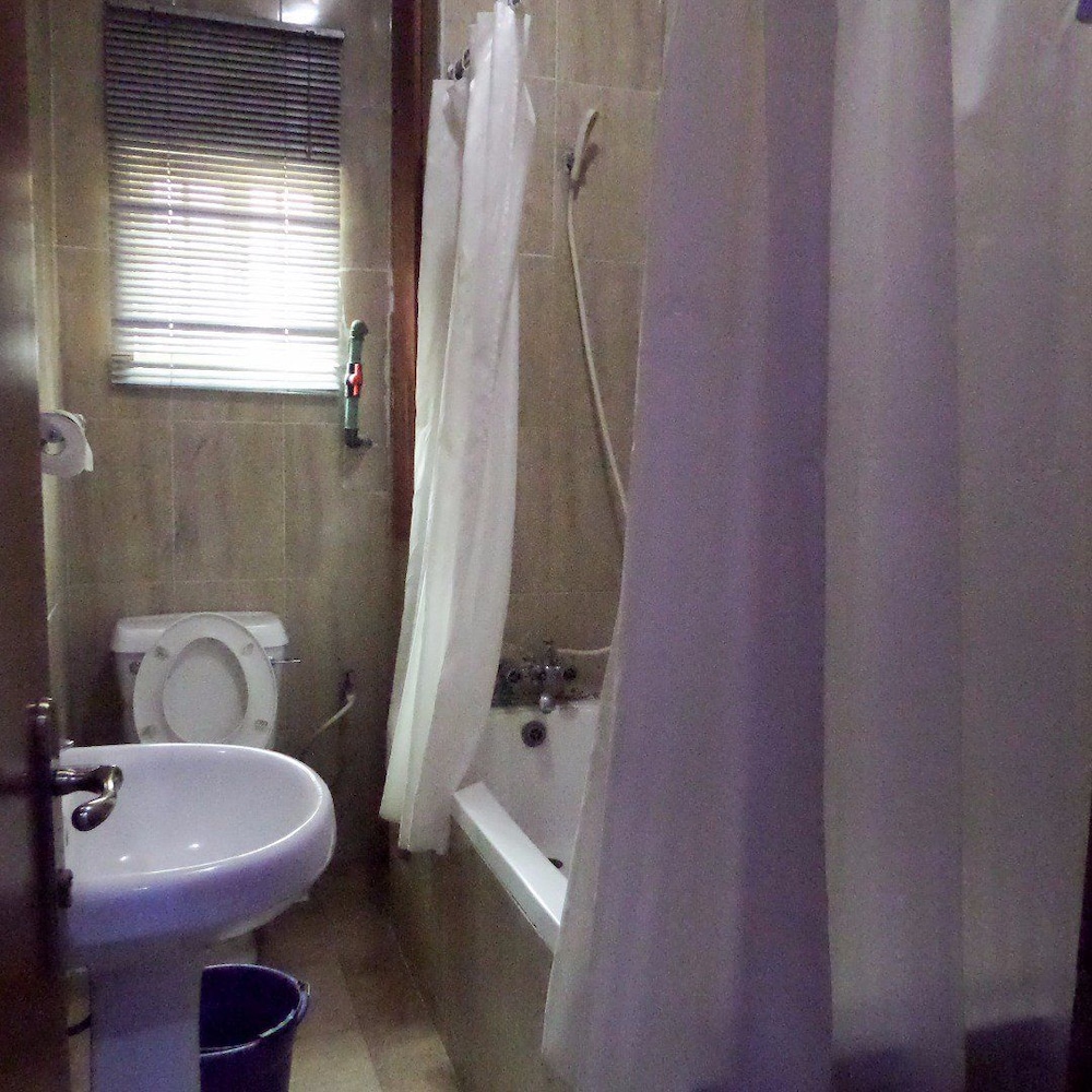 Gilford View Hotels Ltd 24/25