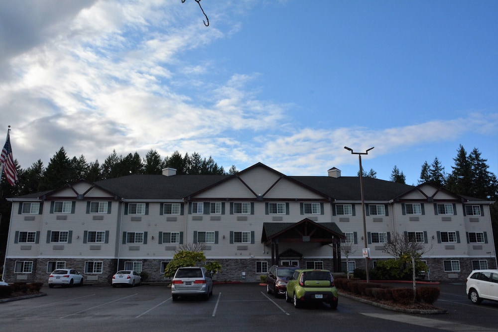 Fairbridge Inn And Suites Dupont 50/54