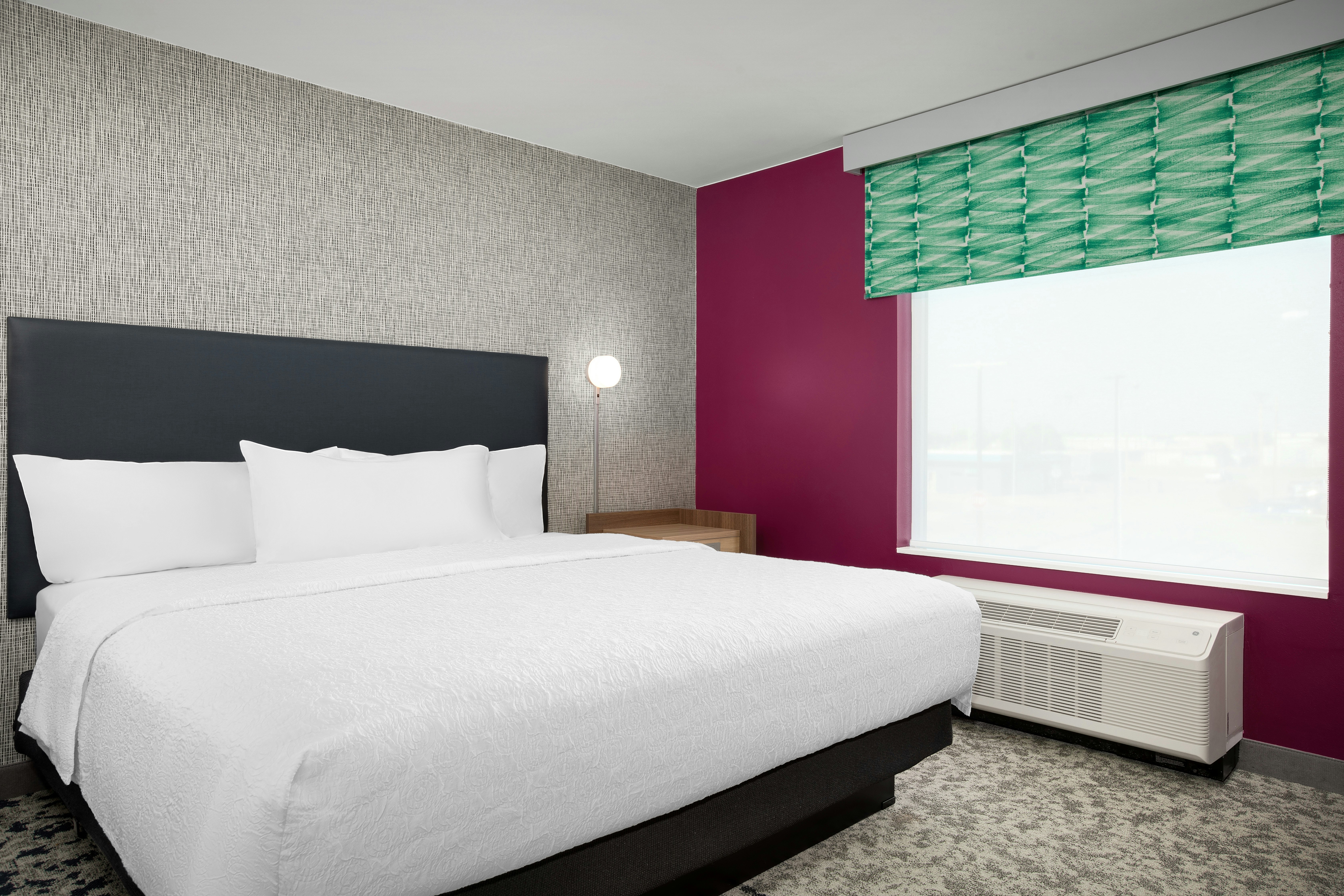 1 BEDROOM, SUITE, KING BED