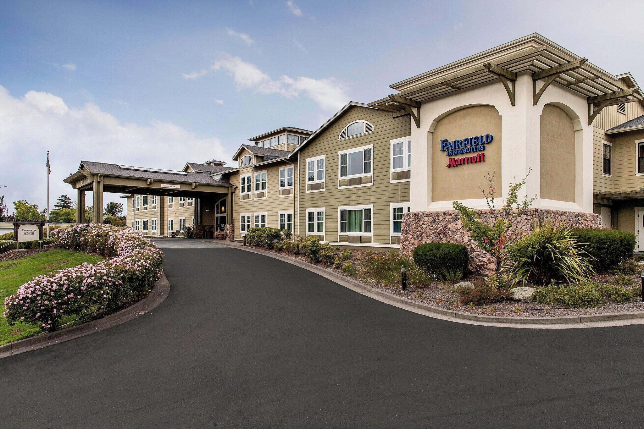 Fairfield Inn And Suites Santa Rosa Sebastopol 26/28