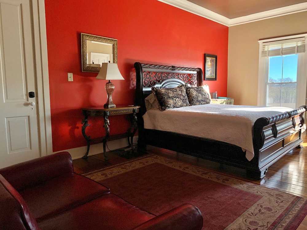 Wildflower Ranch Inn 11/43