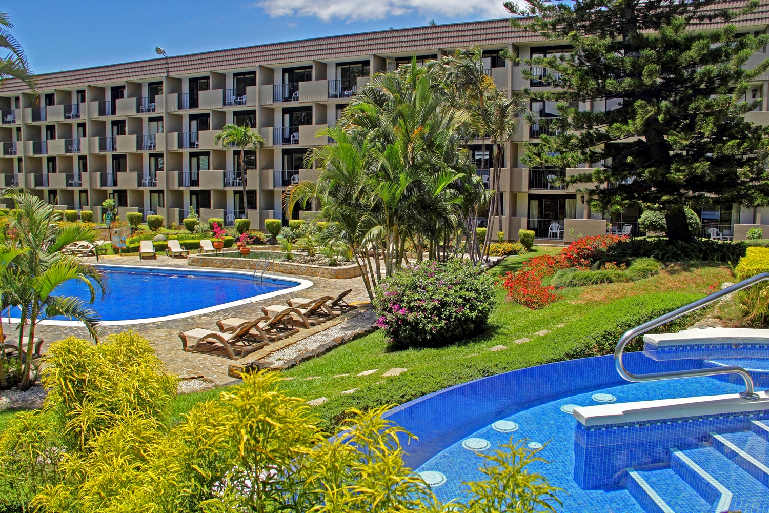 Irazu Hotel And Studios 21/22
