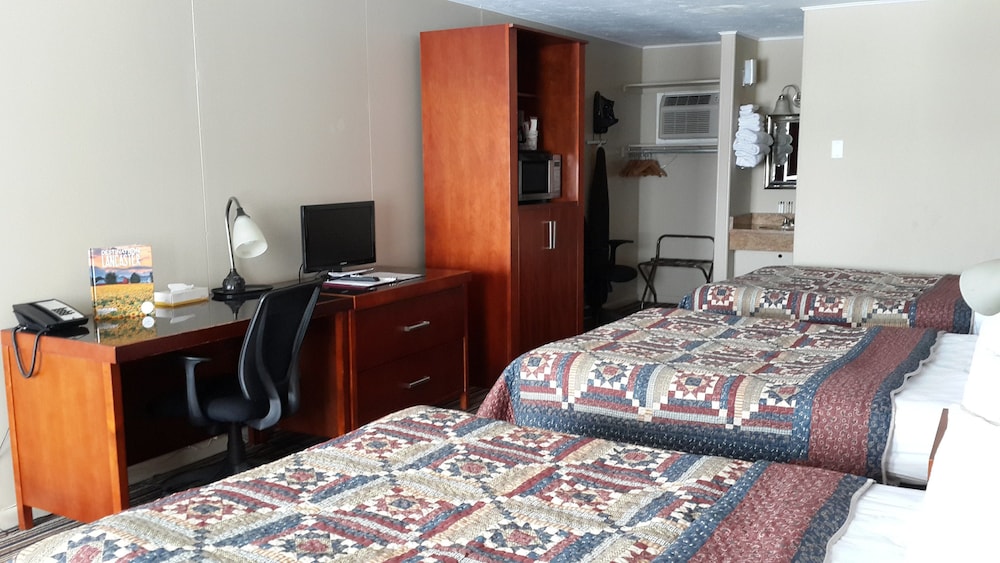Harvest Drive Family Inn 31/68