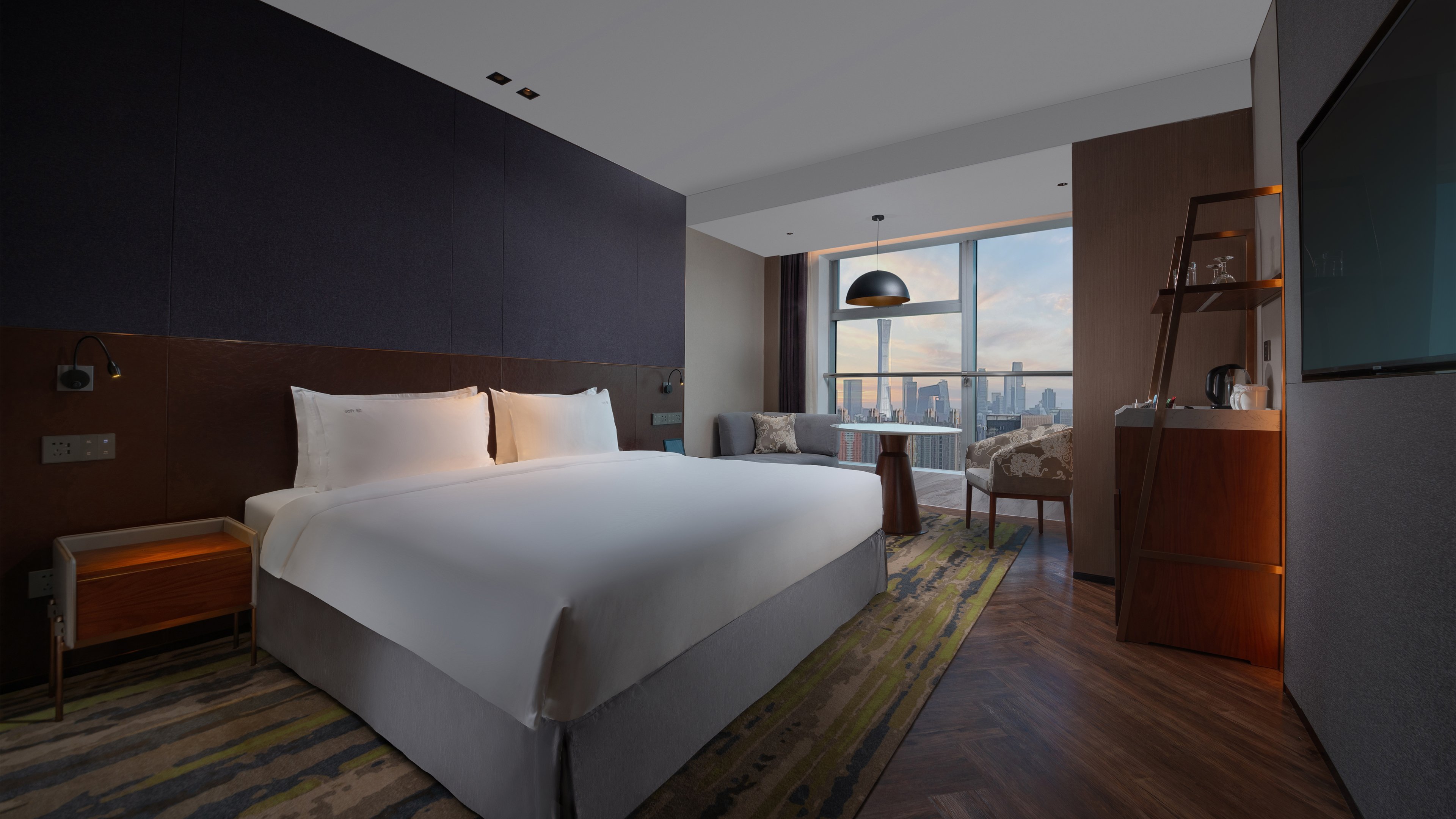 Holiday Inn Focus Square 18/50