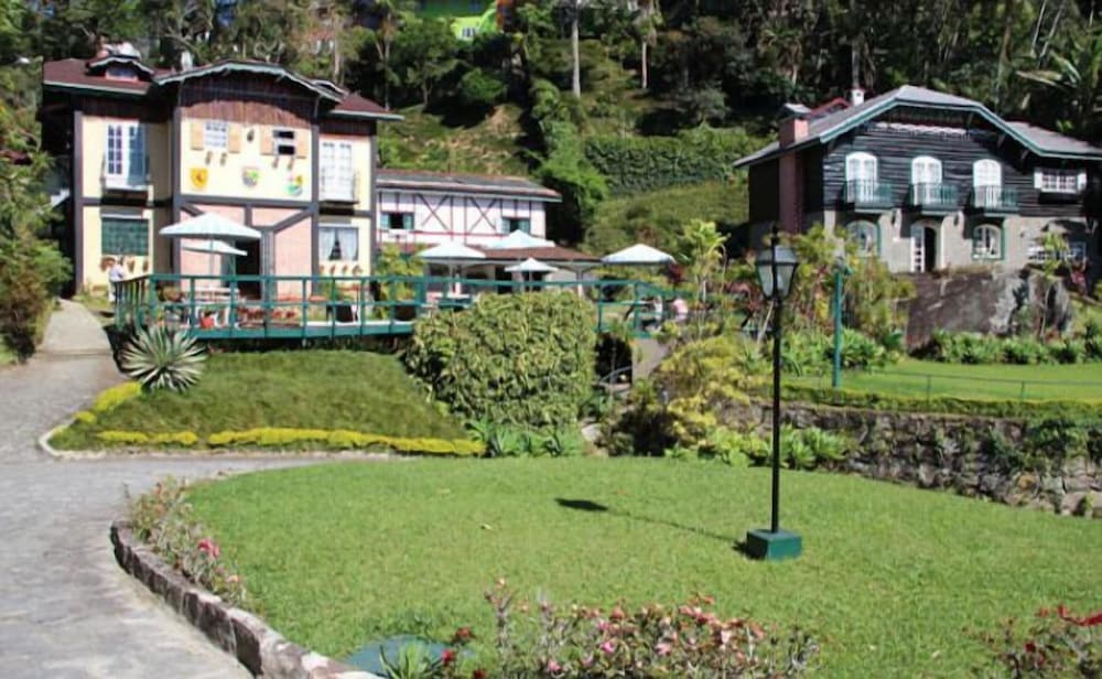 Nova Pousada Chamonix 44/50