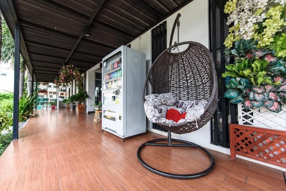Grand Esie Service Apartment 21/24