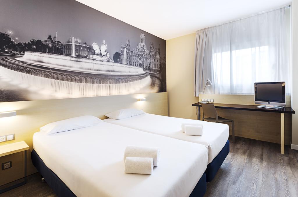 Room at B&B HOTEL Madrid Aeropuerto T1 T2 T3, MADRID