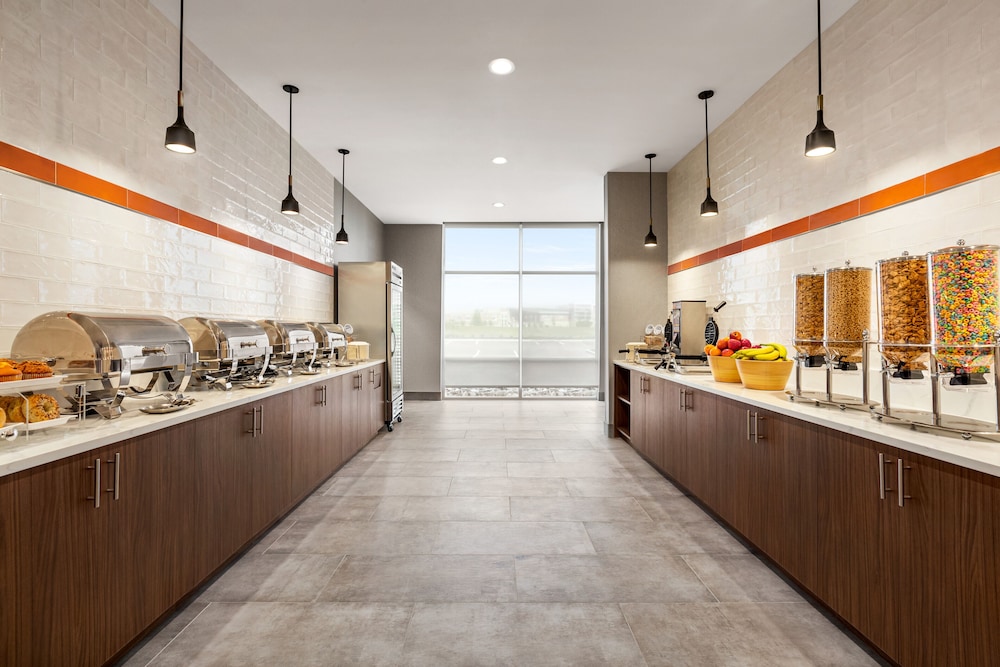 Hawthorn Extended Stay by Wyndham Mount Laurel / Moorestown 3/57