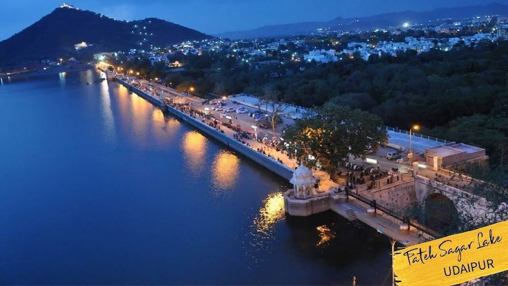 Hotel Gyan Garh Udaipur 46/49