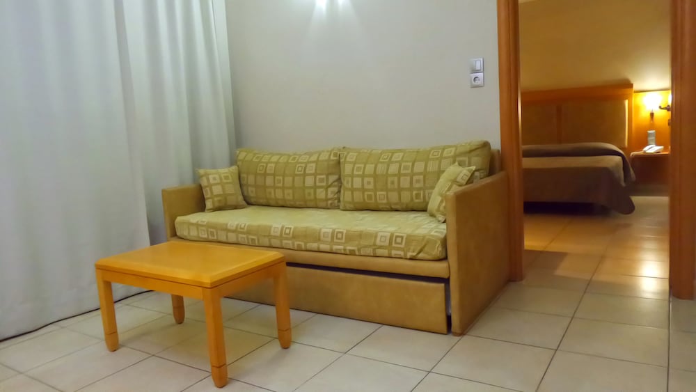 Saint Constantine Hotel 27/49