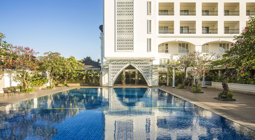 Grand Rohan Jogja 7/28