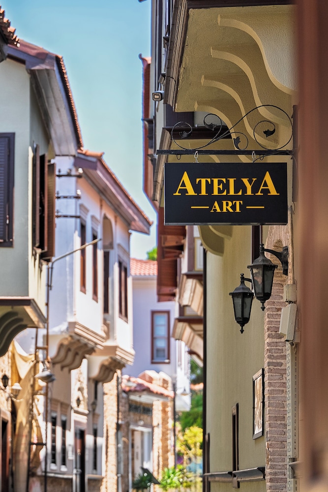 Atelya Art Hotel 52/61