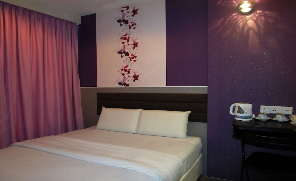 T Hotel Bukit Bintang 12/23