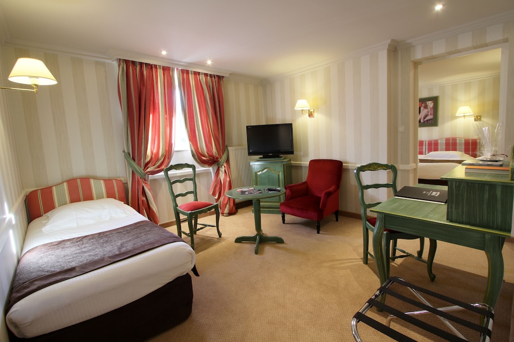 Le Grand Hotel & Spa Et Son Chalet 10/31